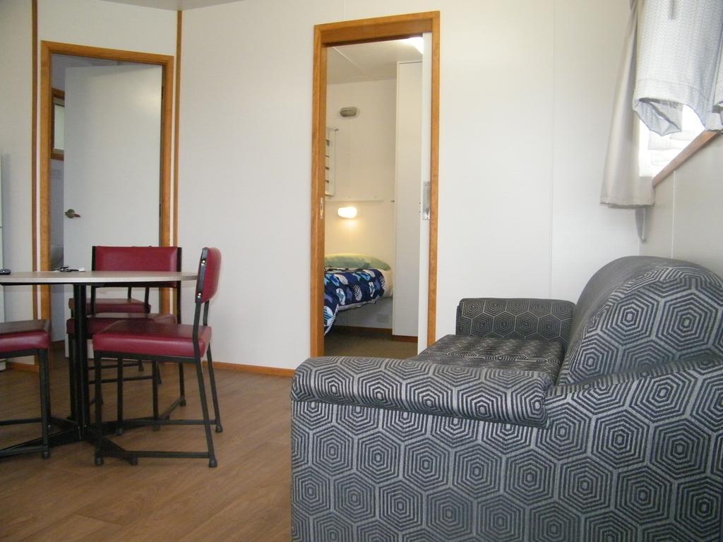 Bega Caravan Park Bagian luar foto