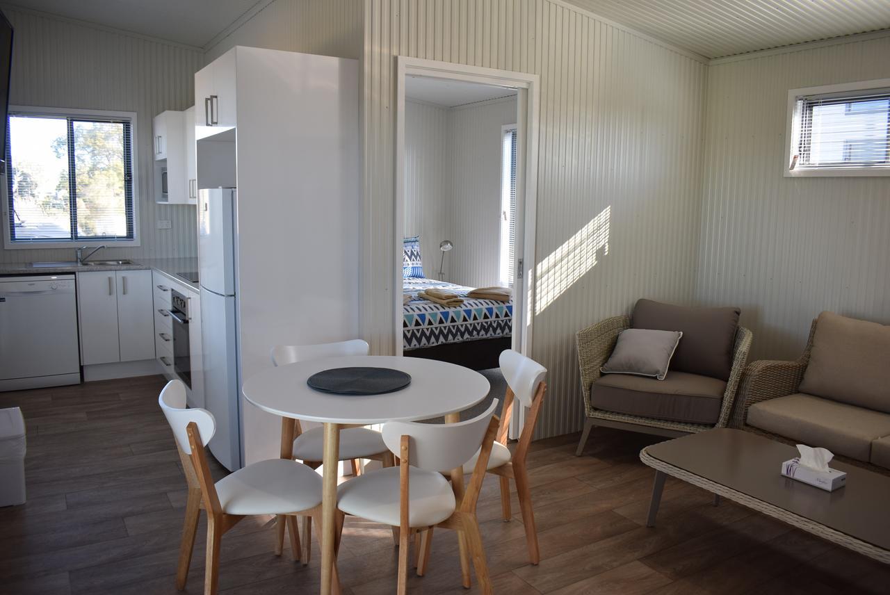 Bega Caravan Park Bagian luar foto