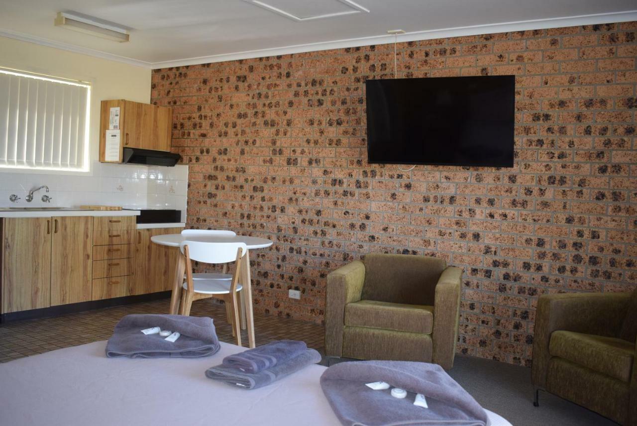 Bega Caravan Park Bagian luar foto