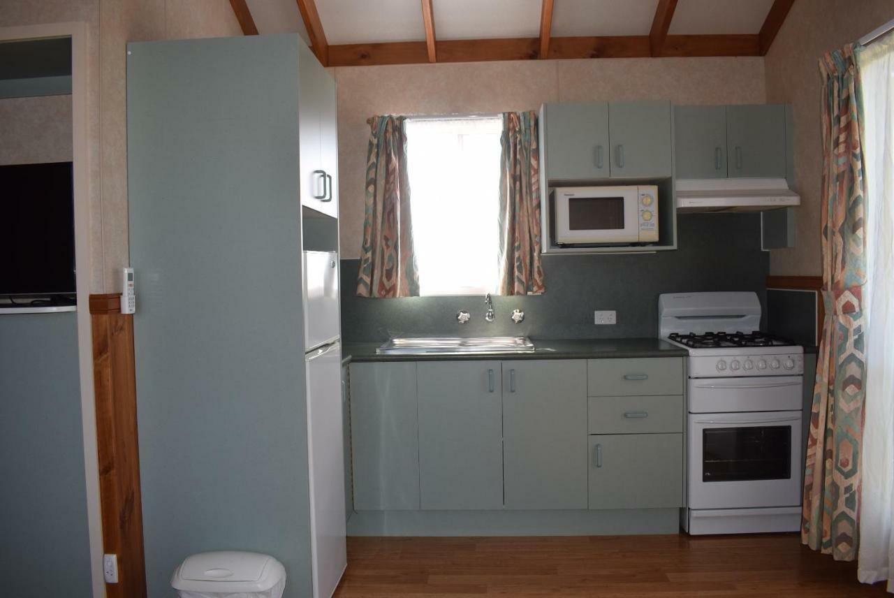 Bega Caravan Park Bagian luar foto